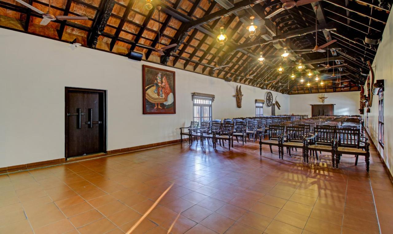 Treebo Premium Travancore Palace Cherthala Alappuzha Dış mekan fotoğraf