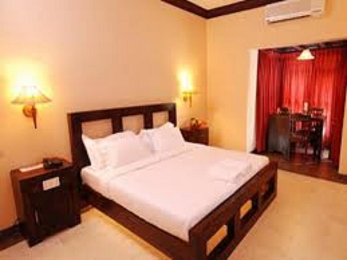 Treebo Premium Travancore Palace Cherthala Alappuzha Dış mekan fotoğraf