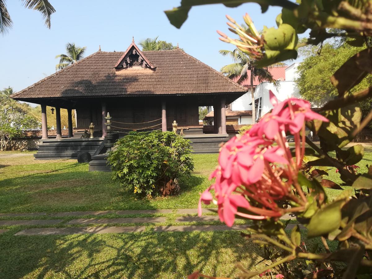 Treebo Premium Travancore Palace Cherthala Alappuzha Dış mekan fotoğraf